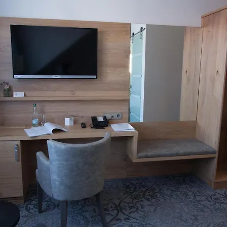 Ruehrberger Hof & Restaurant Bei Basel Otel 3*