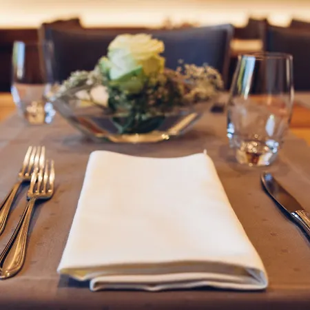 ホテル Ruehrberger Hof & Restaurant Bei Basel 3*