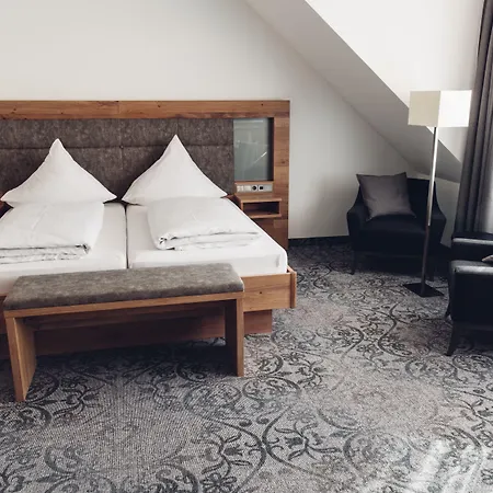 ホテル Ruehrberger Hof & Restaurant Bei Basel 3*