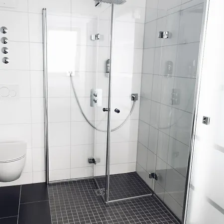 Ruehrberger Hof & Restaurant Bei Basel 3*