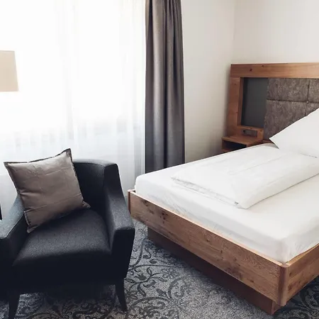 Ruehrberger Hof & Restaurant Bei Basel 3* グレンツァッハ・ヴィレン